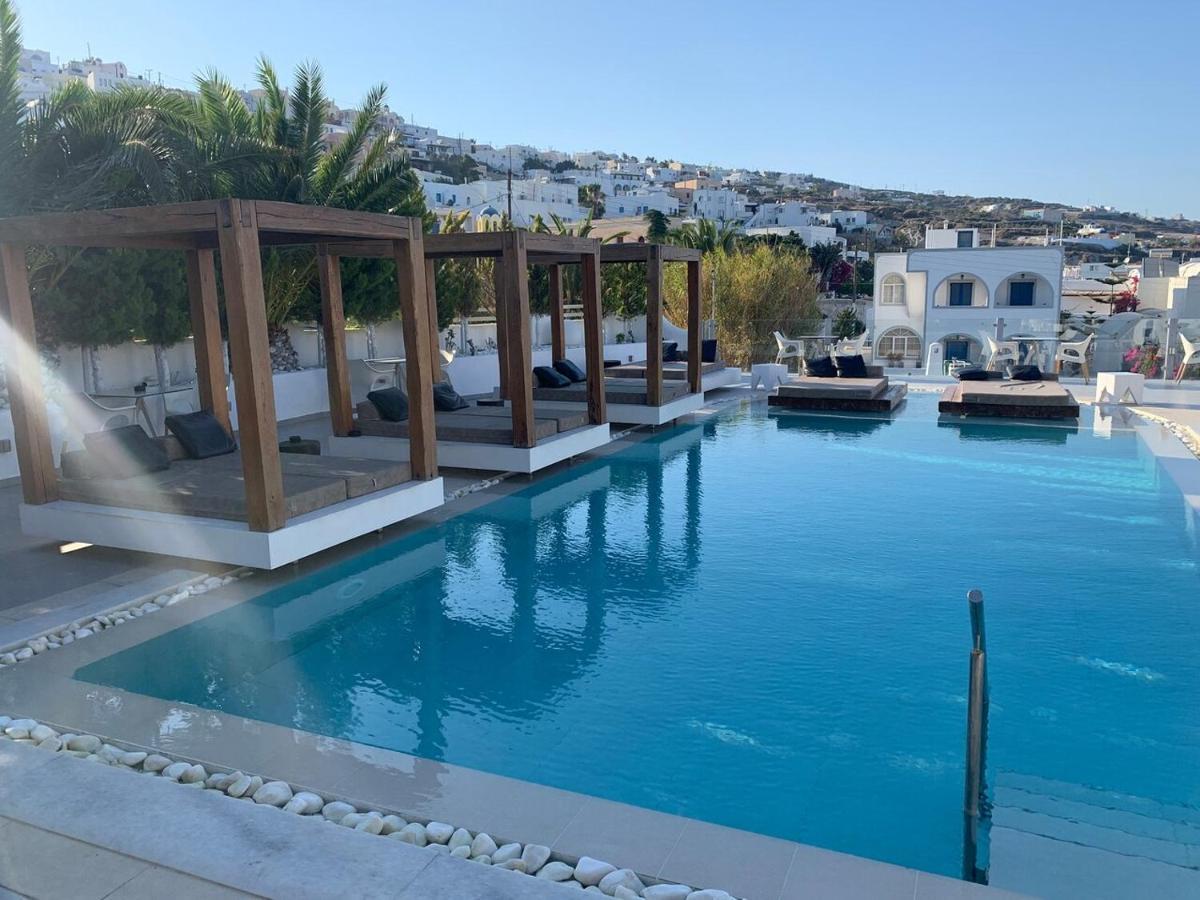 Callia Retreat Suites - Adults Only Fira  Ngoại thất bức ảnh