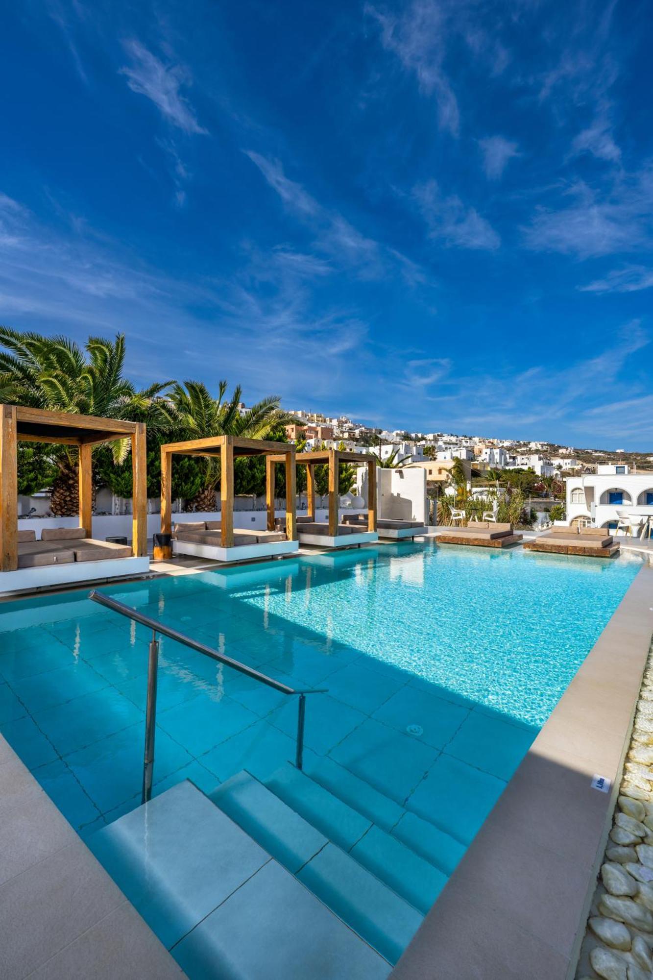 Callia Retreat Suites - Adults Only Fira  Ngoại thất bức ảnh