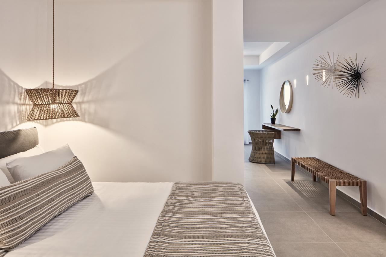 Callia Retreat Suites - Adults Only Fira  Ngoại thất bức ảnh