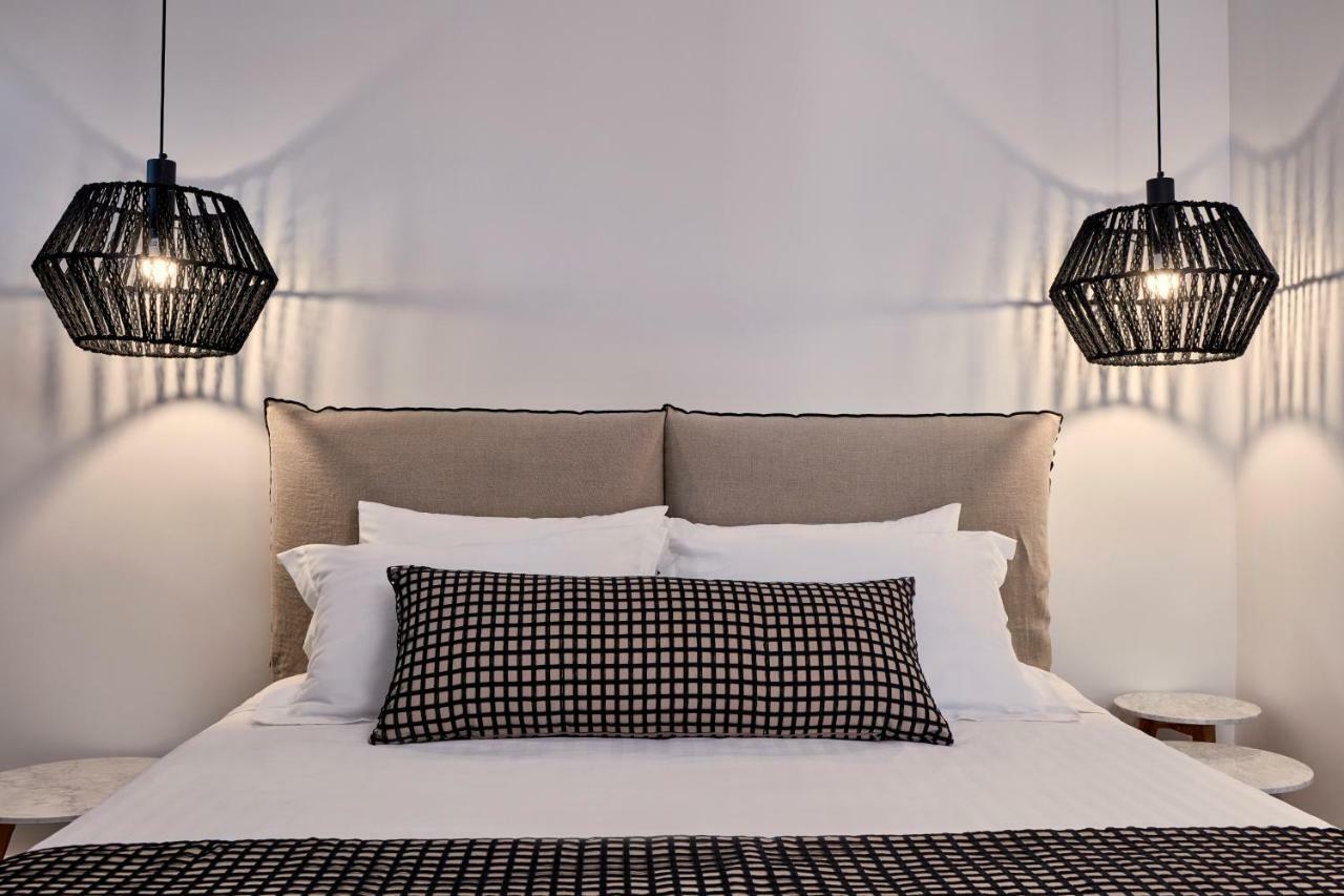 Callia Retreat Suites - Adults Only Fira  Ngoại thất bức ảnh